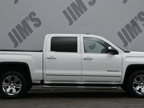 Used 2018 GMC Sierra 1500 SLT w/ Enhanced Driver Alert Package RWD image 4