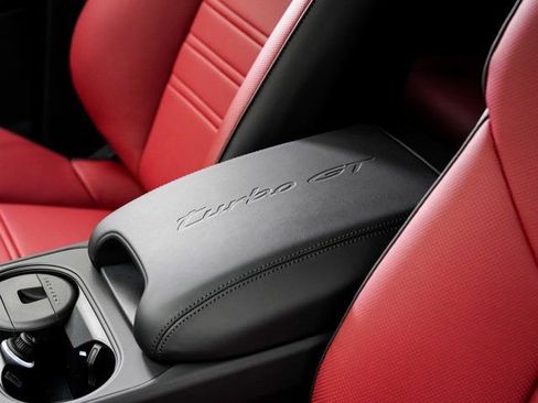 New 2026 Porsche Cayenne Turbo GT image 23