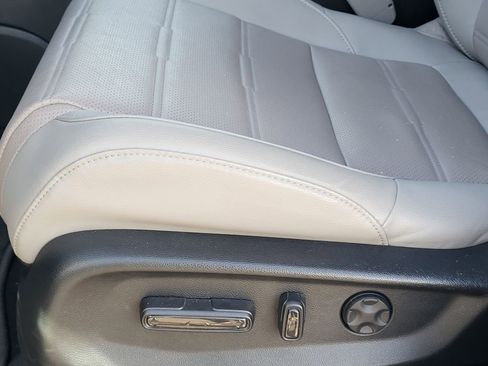 Used 2020 Honda CR-V EX-L image 17