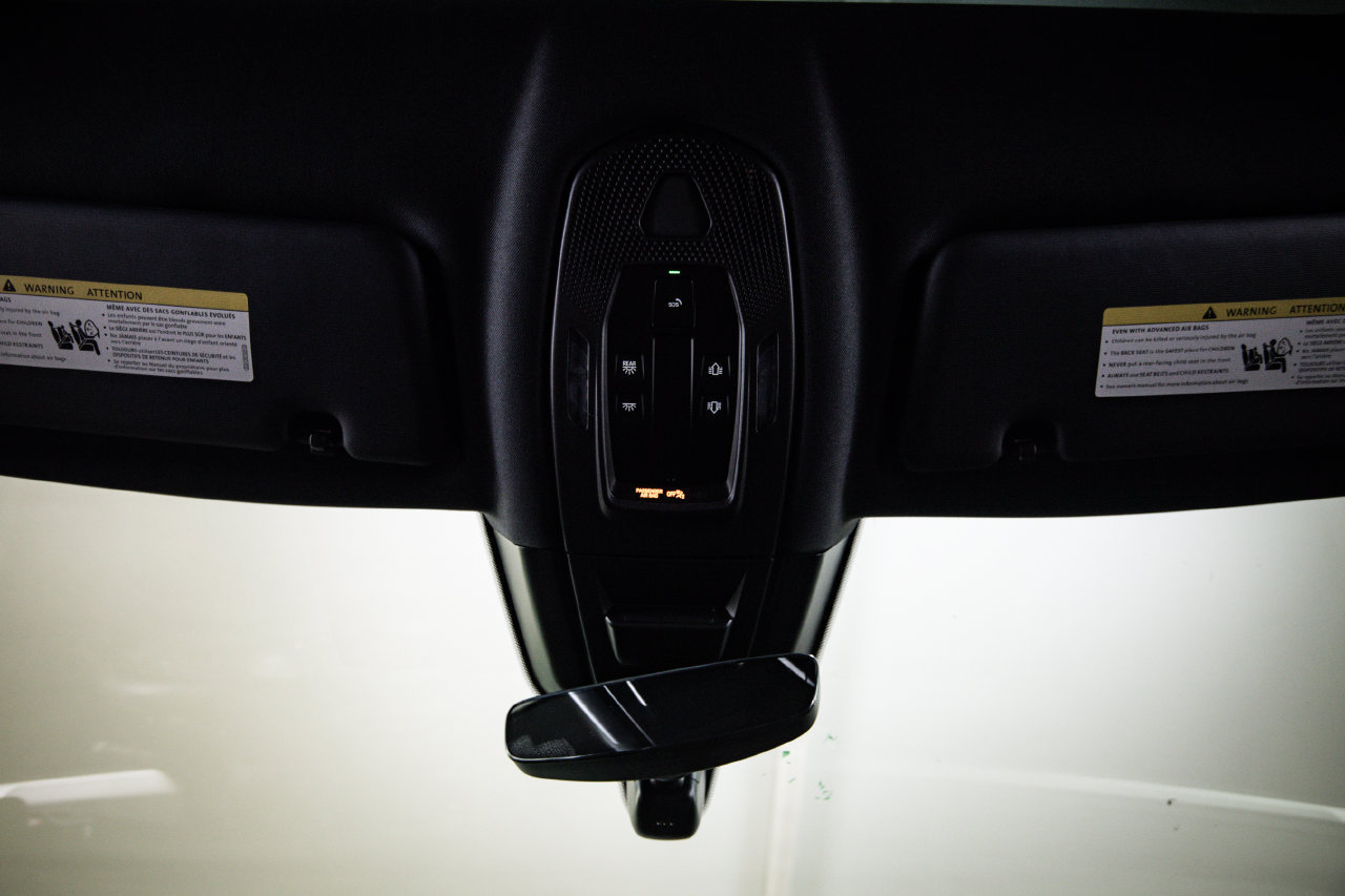 Certified 2024 Porsche Cayenne Coupe AWD/4WD image 20