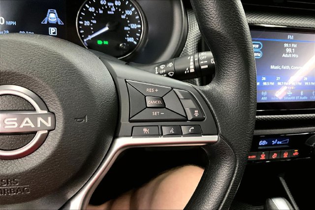 Used 2022 Nissan Kicks SV FWD image 28