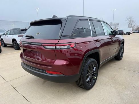 New 2025 Jeep Grand Cherokee Limited AWD/4WD image 7