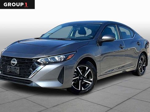 Used 2024 Nissan Sentra SV image 1