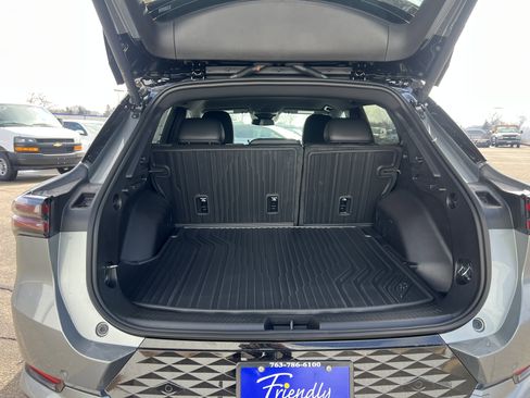 New 2026 Chevrolet Equinox EV RS image 4