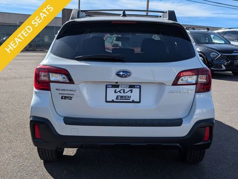 Used 2019 Subaru Outback 2.5i Premium image 3
