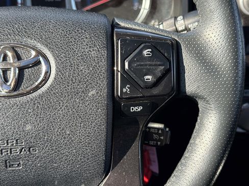 Used 2019 Toyota 4Runner TRD Off-Road Premium image 14