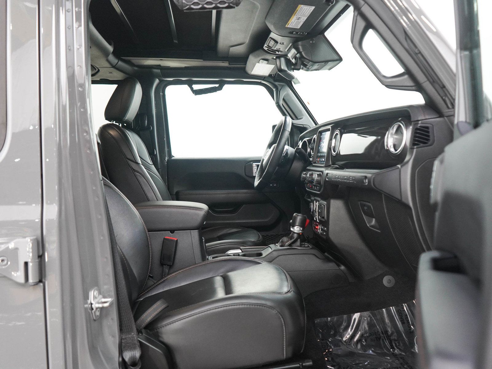 Used 2021 Jeep Wrangler Unlimited Rubicon AWD/4WD image 11