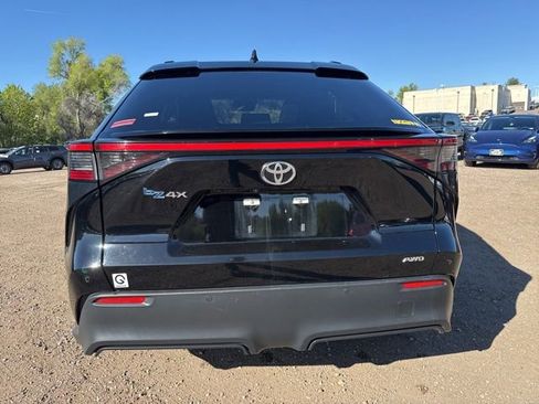 Used 2023 Toyota bZ4X AWD w/ Weather Package image 5