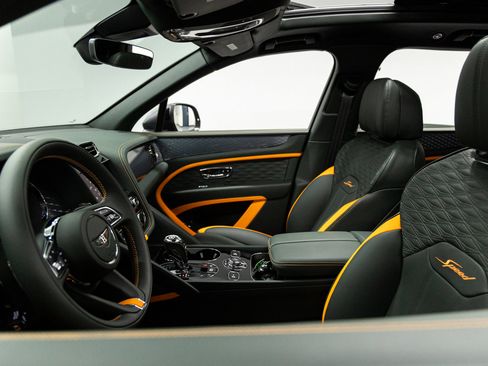 Used 2026 Bentley Bentayga Speed image 43