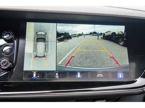 Used 2023 Buick Envision Avenir AWD/4WD image 27