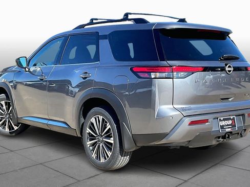 New 2026 Nissan Pathfinder Platinum image 11