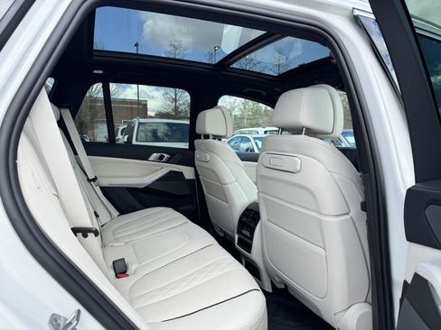 Used 2025 BMW X5 sDrive40i image 30