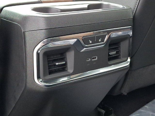 Used 2026 Chevrolet Silverado 1500 High Country w/ Technology Package AWD/4WD image 22