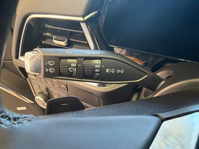 Used 2026 Chevrolet Tahoe High Country w/ Sun And Tow Package AWD/4WD image 22