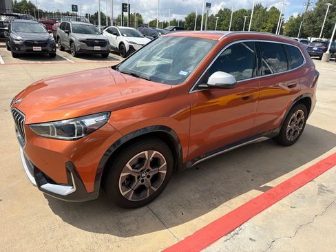 Used 2024 BMW X1 xDrive28i AWD/4WD image 2