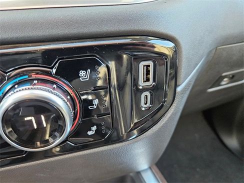 New 2026 GMC Sierra 1500 SLT w/ SLT Premium Package image 25