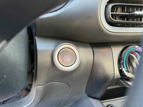 Used 2022 Hyundai Kona SEL image 24