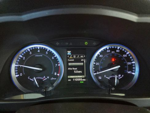 Used 2019 Toyota Highlander SE AWD/4WD image 48