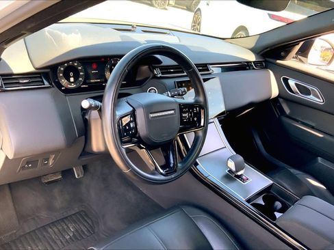 Used 2025 Land Rover Range Rover Velar Dynamic SE image 15
