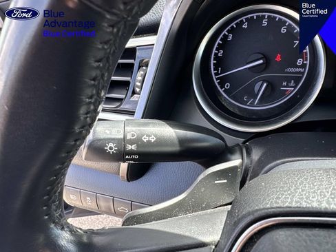 Used 2018 Toyota Camry SE FWD image 30
