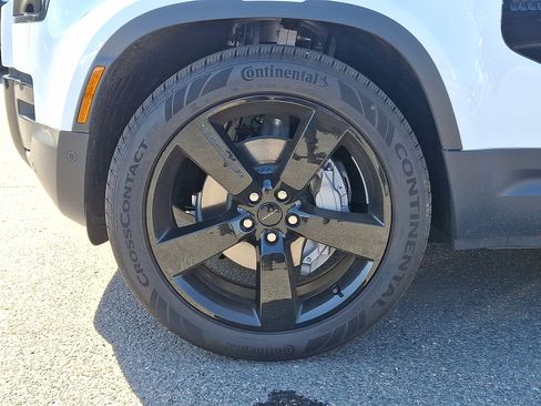 New 2026 Land Rover Defender 130 S AWD/4WD image 2