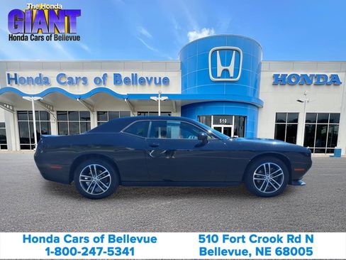 Used 2019 Dodge Challenger GT AWD/4WD image 4