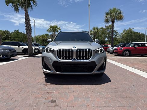 Used 2025 BMW X1 xDrive28i AWD/4WD image 2