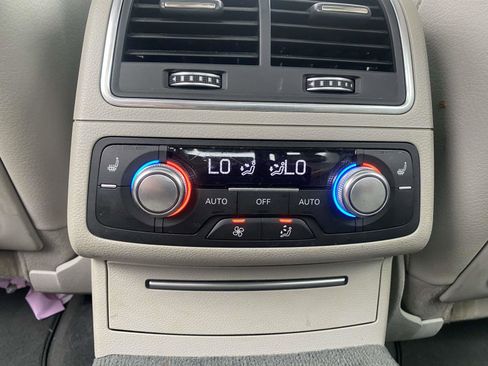 Used 2017 Audi A6 3.0T Premium Plus w/ 19" Sport Package image 13