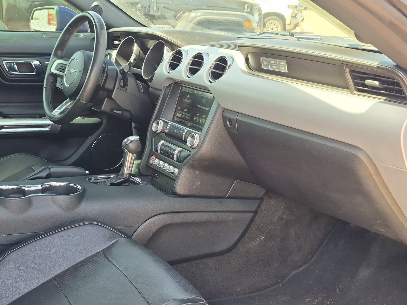 Used 2015 Ford Mustang GT Premium RWD image 25