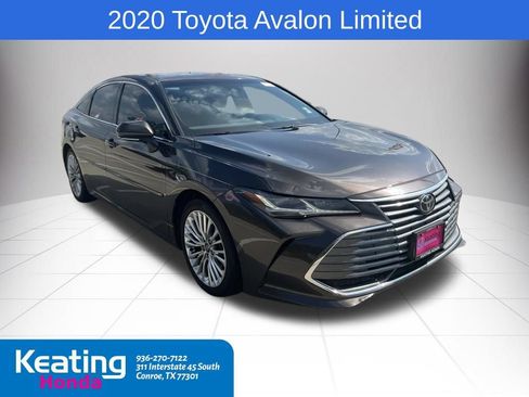 Used 2020 Toyota Avalon Limited FWD image 1