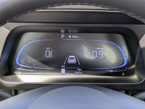 Used 2025 Hyundai Elantra Sport image 22