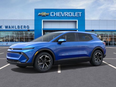 New 2026 Chevrolet Equinox EV LT image 26