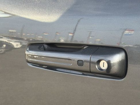 Used 2023 RAM 1500 Laramie image 35