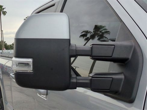 Used 2020 Ford F250 Lariat w/ Lariat Value Package image 12