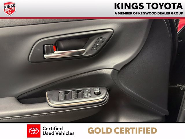 Used 2023 Toyota Crown AWD/4WD image 30
