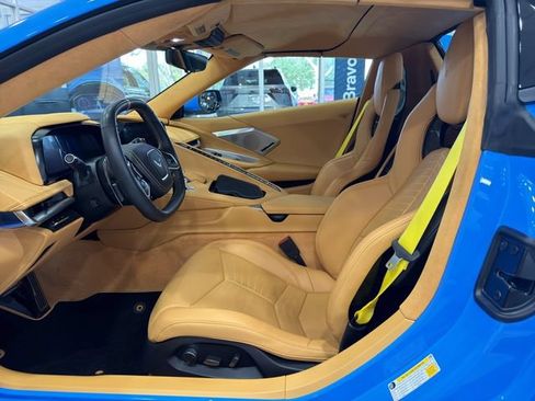 Used 2023 Chevrolet Corvette Stingray Premium Conv w/ Z51 Performance Package RWD image 11