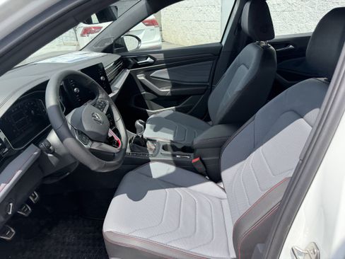 New 2026 Volkswagen Jetta GLI Autobahn FWD image 10