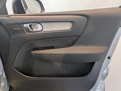 New 2026 Volvo XC40 B5 Ultra w/ Climate Package image 28