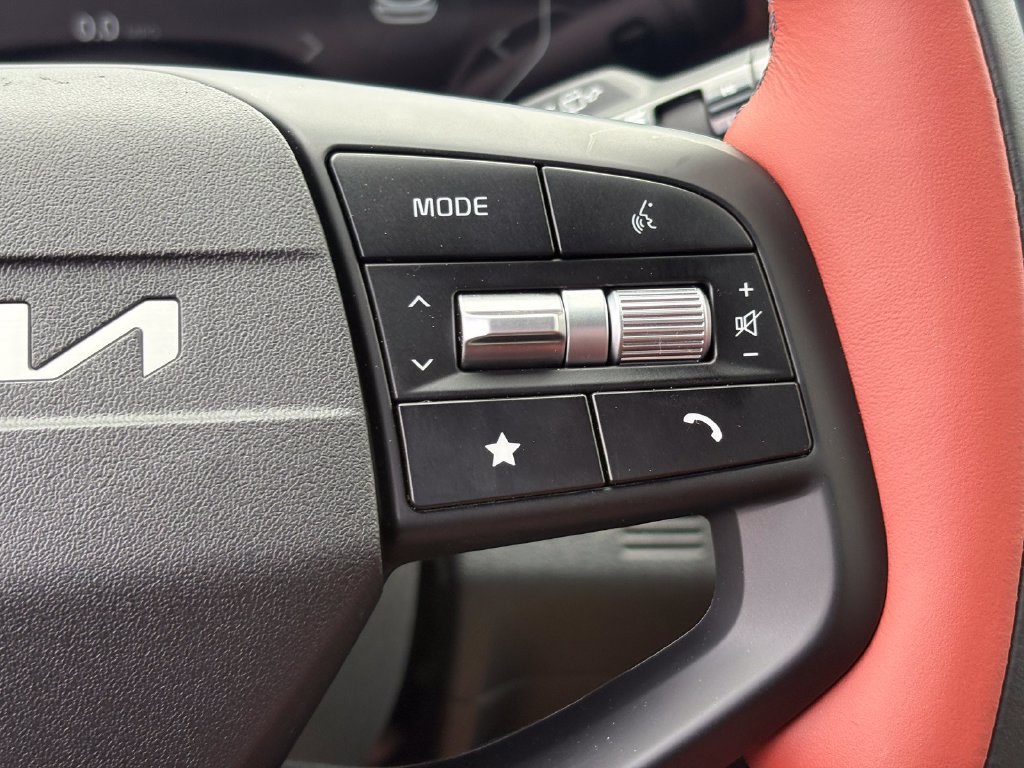 New 2026 Kia Sportage SX FWD image 30