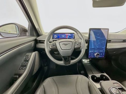 Used 2024 Ford Mustang Mach-E Premium image 23