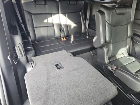 Used 2024 Ford Explorer ST w/ Equipment Group 401A image 5