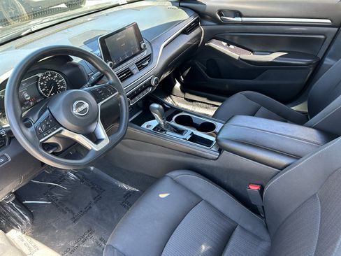 Used 2023 Nissan Altima 2.5 SV image 17