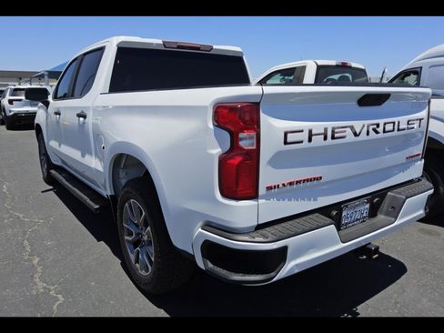 Used 2021 Chevrolet Silverado 1500 Custom RWD image 4