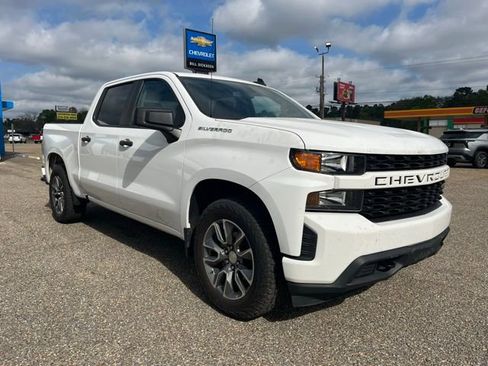 Used 2021 Chevrolet Silverado 1500 Custom image 1