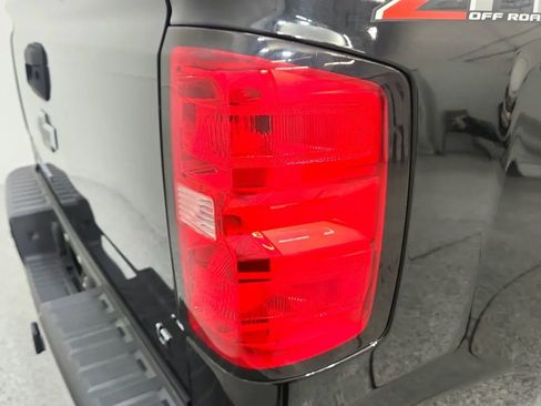 Used 2018 Chevrolet Silverado 1500 LT w/ All Star Edition image 15