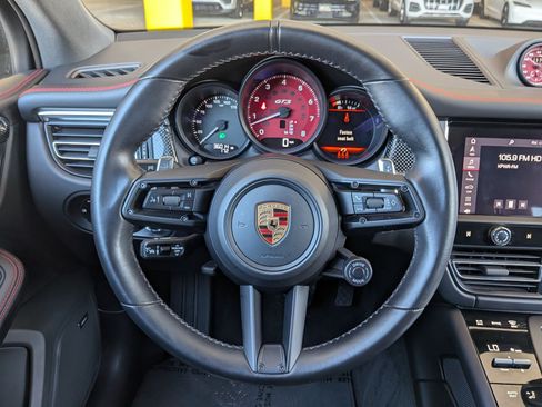 Certified 2024 Porsche Macan GTS AWD/4WD image 15