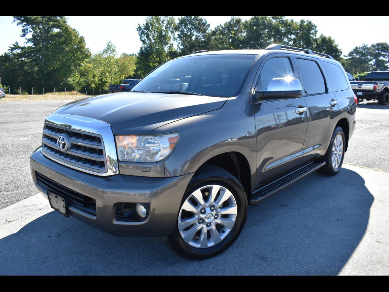 Used 2014 Toyota Sequoia Platinum RWD image 1