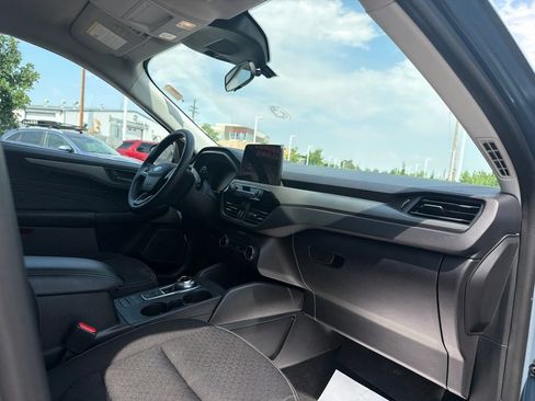 Used 2025 Ford Escape Active AWD/4WD image 13