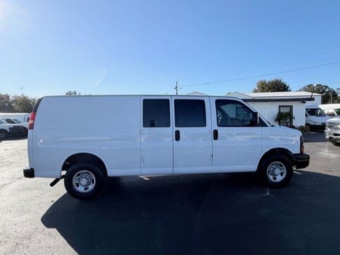 Used 2007 Chevrolet Express 2500 Extended image 5