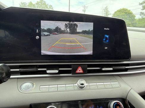 Certified 2023 Hyundai Elantra SEL w/ Convenience Package FWD image 15